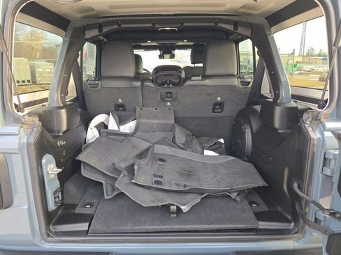 Certified 2024 Jeep Wrangler Unlimited Rubicon image 18