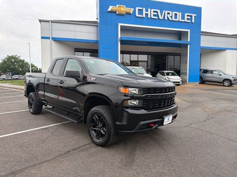 Used 2019 Chevrolet Silverado 1500 Custom Trail Boss w/ Custom Convenience Package AWD/4WD image 1