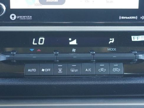 Used 2022 Toyota Tundra SR5 w/ TRD Off-Road Package image 29