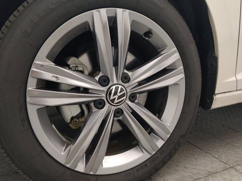 Used 2023 Volkswagen Jetta SE FWD image 31