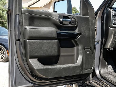 Used 2022 GMC Sierra 2500 Denali AWD/4WD image 38