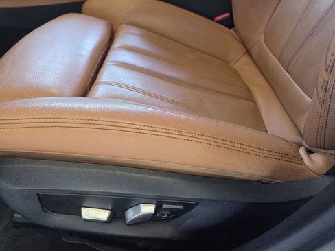 Used 2019 BMW 540i w/ Executive Package RWD image 14