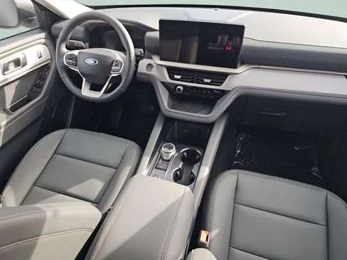 New 2026 Ford Explorer Active w/ Active Comfort Package AWD/4WD image 24