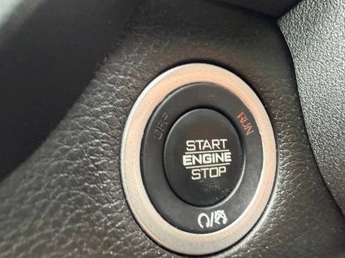 Used 2025 RAM 1500 Tradesman AWD/4WD image 24