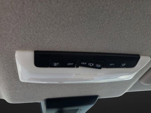 New 2025 Nissan Kicks Play S image 24