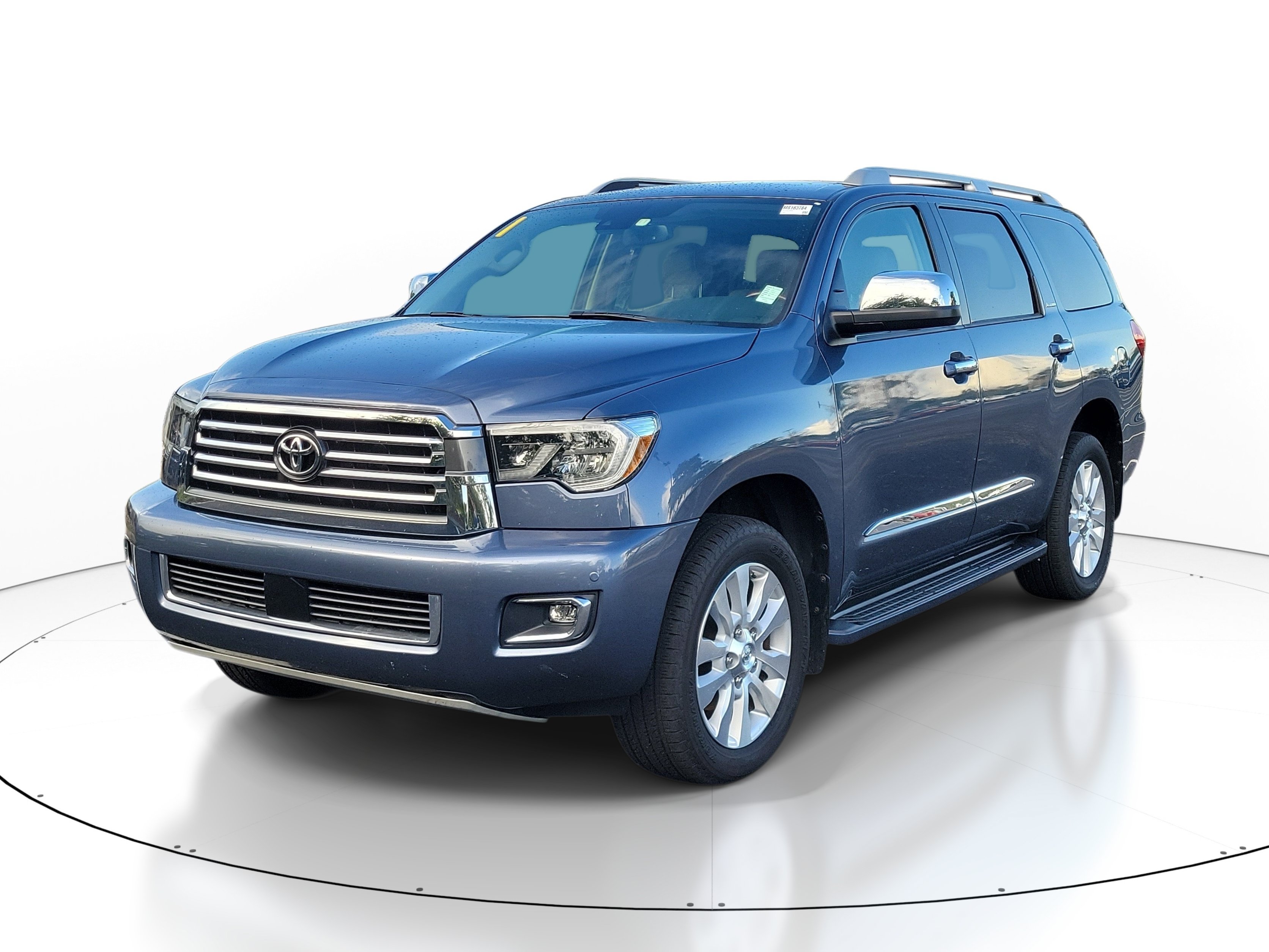 Used 2021 Toyota Sequoia Platinum AWD/4WD image 3
