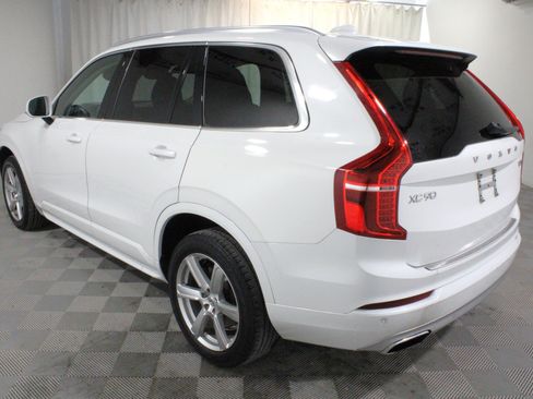 Used 2020 Volvo XC90 T6 Momentum AWD/4WD image 31