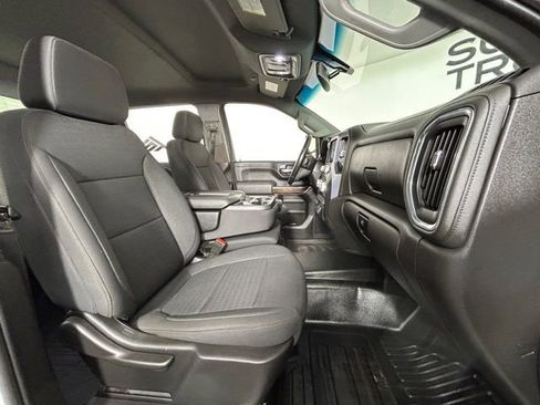 Used 2023 GMC Sierra 3500 SLE w/ SLE Convenience Package AWD/4WD image 10
