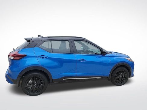 Certified 2024 Nissan Kicks SR image 6