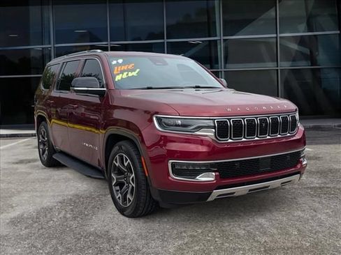 Used 2024 Jeep Wagoneer Series III w/ Convenience Group I AWD/4WD image 1