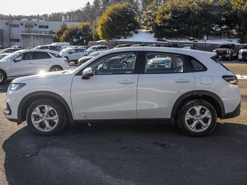 Used 2023 Honda HR-V LX image 8