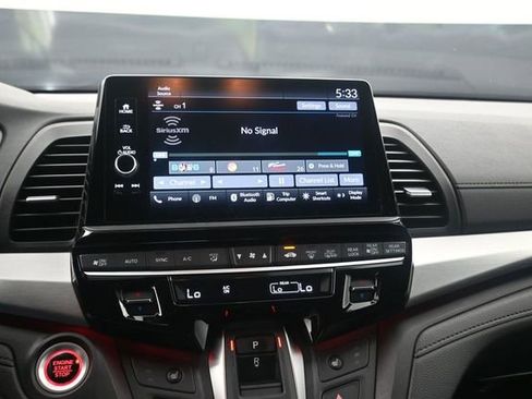 Used 2025 Honda Odyssey Sport-L image 10