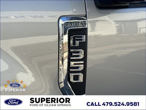 Used 2022 Ford F350 Lariat w/ Chrome Package image 15