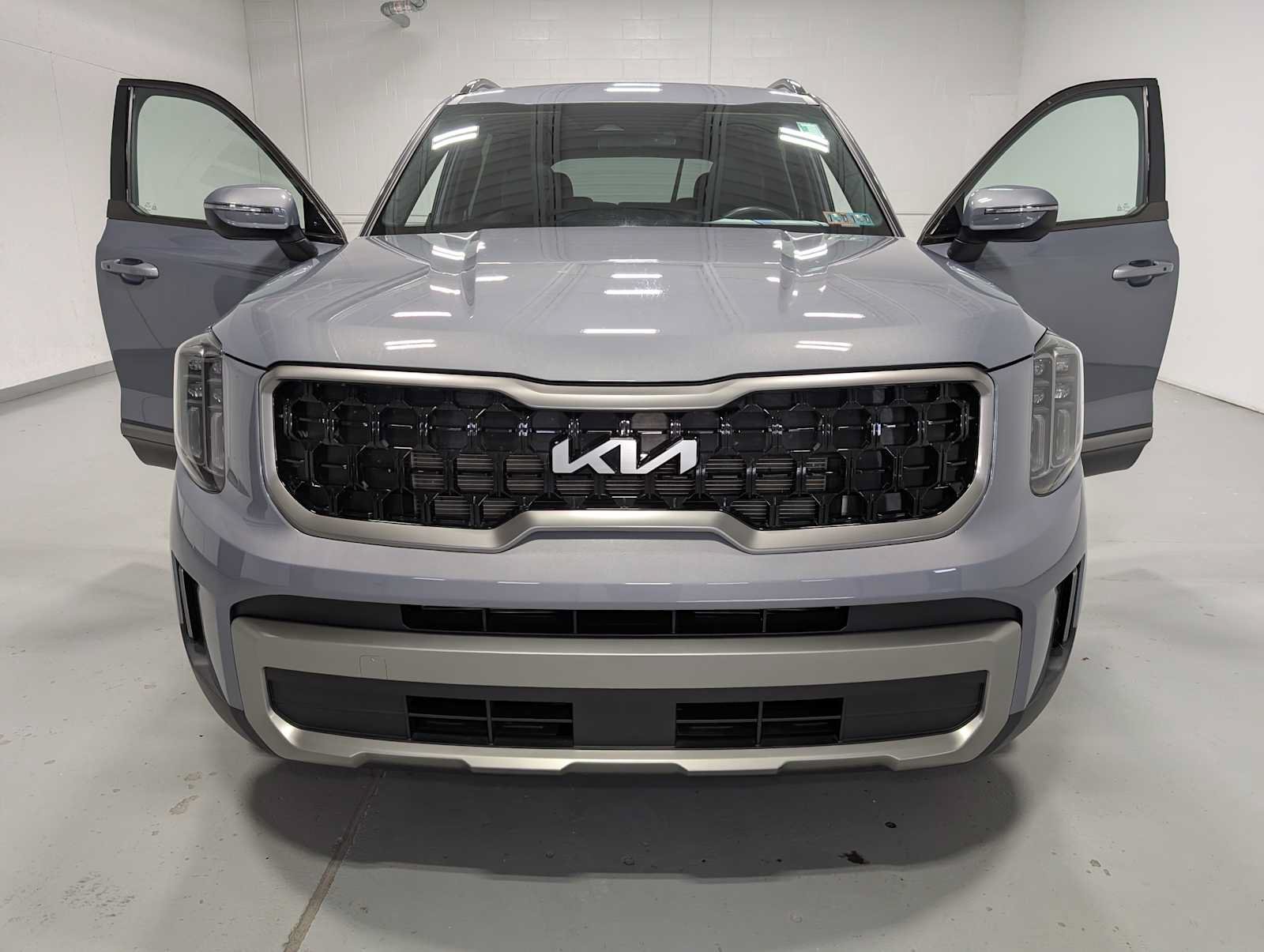 Used 2023 Kia Telluride EX X-Line AWD/4WD image 15
