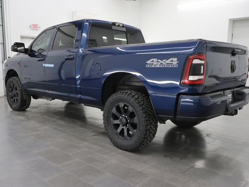 Used 2022 RAM 2500 Big Horn w/ Level C Equiment Group AWD/4WD image 6