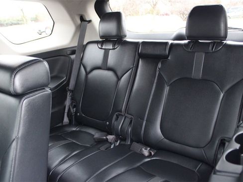 Used 2024 Honda Pilot EX-L image 13