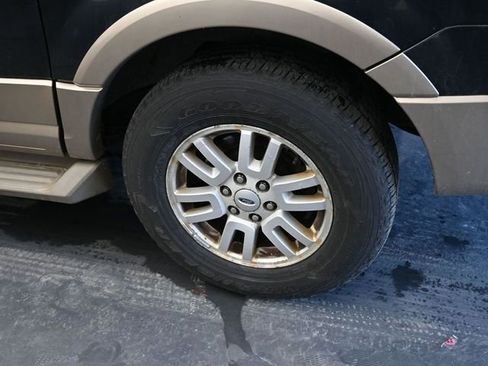 Used 2014 Ford Expedition EL XLT w/ Equipment Group 202A image 14