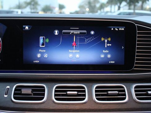 Certified 2024 Mercedes-Benz GLE 350 4MATIC image 17