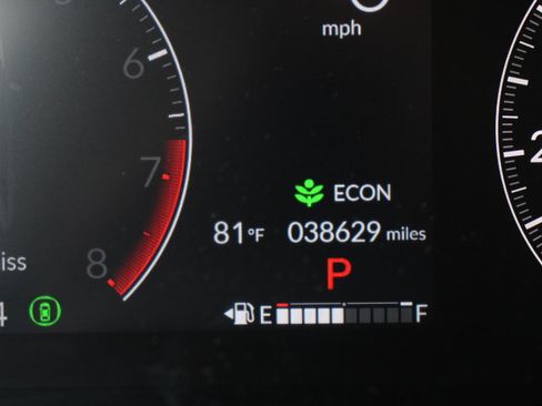 Used 2025 Honda HR-V LX image 24