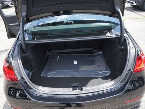 New 2025 Mercedes-Benz C 300 4MATIC Sedan image 34