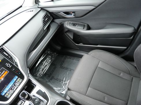 Certified 2023 Subaru Outback Premium image 11