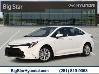 Used 2024 Toyota Corolla XLE video 1