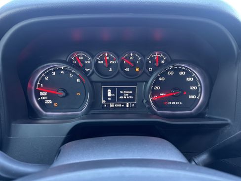 Used 2023 Chevrolet Silverado 1500 Custom Trail Boss image 15