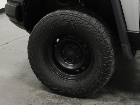 Used 2007 Toyota FJ Cruiser 4WD image 10
