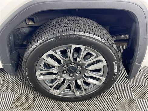 Used 2024 GMC Sierra 1500 Denali Ultimate image 34
