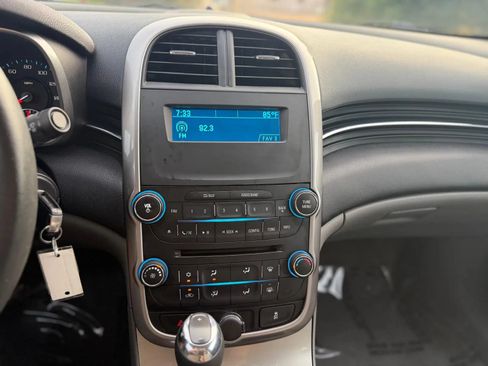 Used 2014 Chevrolet Malibu LS w/ Protection Package FWD image 14