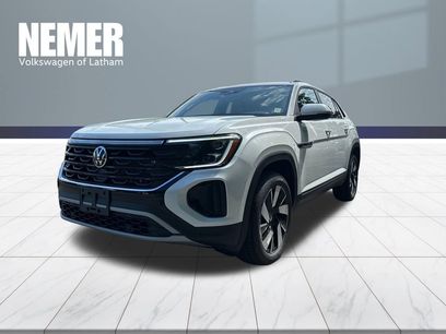 New 2026 Volkswagen Atlas Cross Sport SE