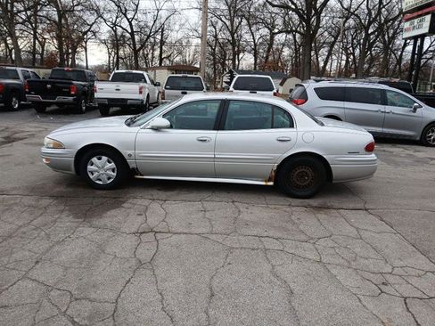 Used 2002 Buick Le Sabre Custom image 3
