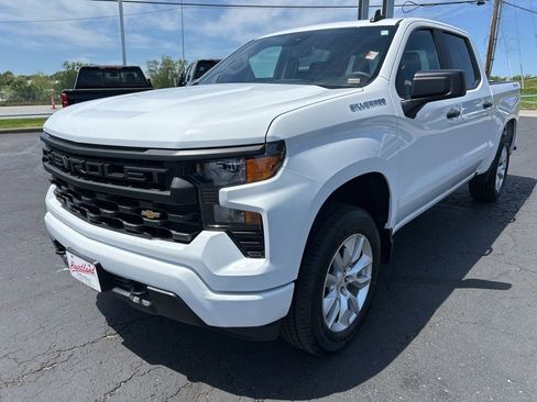 Used 2024 Chevrolet Silverado 1500 Custom AWD/4WD image 9