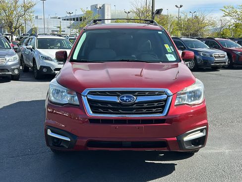 Used 2017 Subaru Forester 2.5i Premium w/ All-Weather Package AWD/4WD image 2