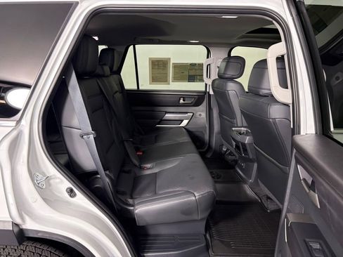 Used 2024 Toyota Sequoia 4WD image 38