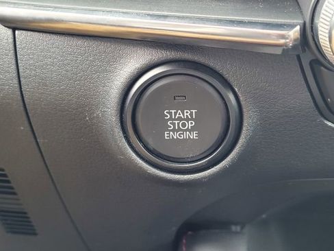 Used 2025 MAZDA MAZDA3 s image 18