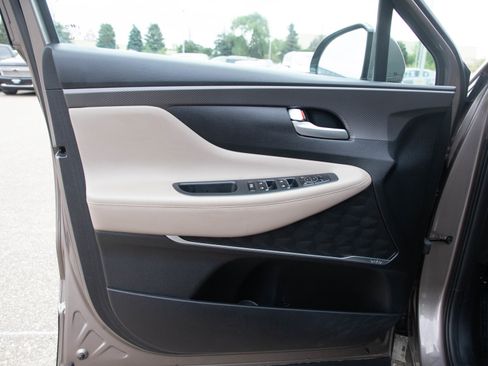 Used 2019 Hyundai Santa Fe Limited AWD/4WD image 21