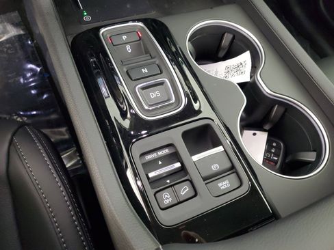 New 2026 Honda Pilot Touring image 17