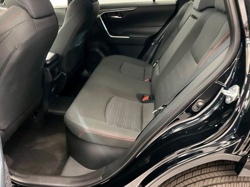 Used 2025 Toyota RAV4 SE image 20