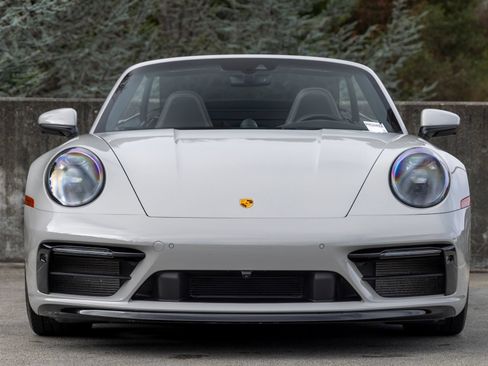 Certified 2022 Porsche 911 Carrera 4S AWD/4WD image 8