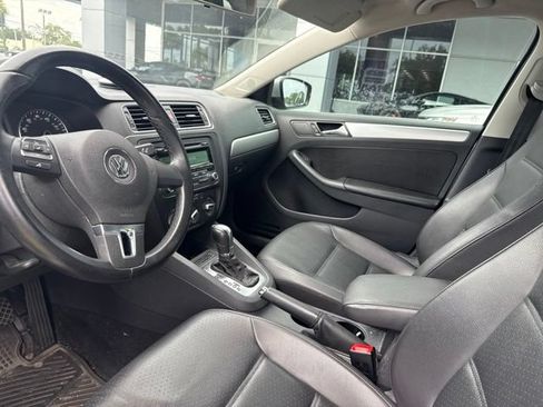Used 2014 Volkswagen Jetta SE FWD image 7