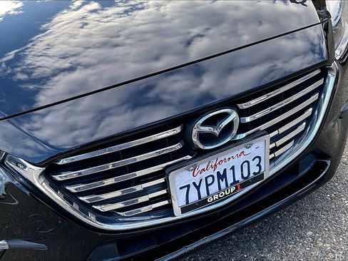 Used 2017 MAZDA MAZDA3 Touring image 30