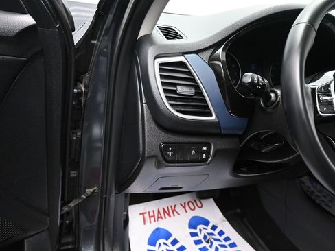 Used 2022 Kia Seltos Nightfall Edition image 3