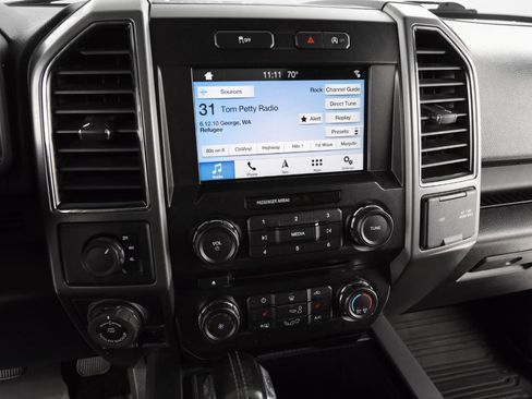 Used 2018 Ford F150 XLT w/ Equipment Group 302A Luxury image 20