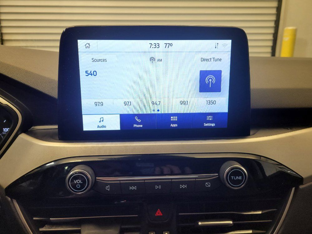 Used 2021 Ford Escape SE w/ SE Sport Appearance Package FWD image 25