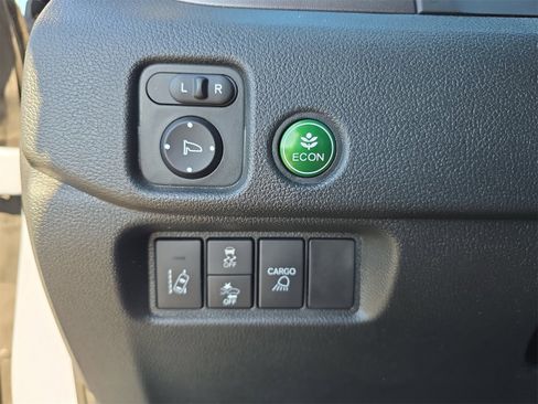 Used 2023 Honda Ridgeline Sport image 20