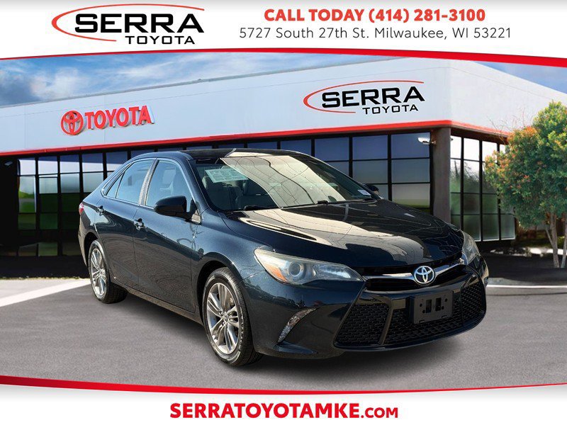 Used 2015 Toyota Camry SE FWD image 1