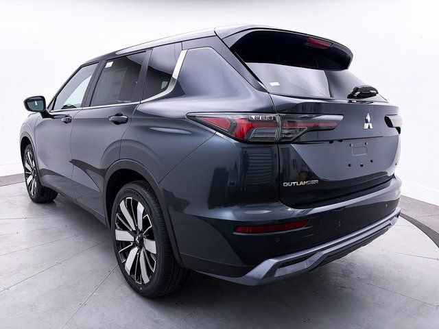 Used 2026 Mitsubishi Outlander SE AWD/4WD image 4