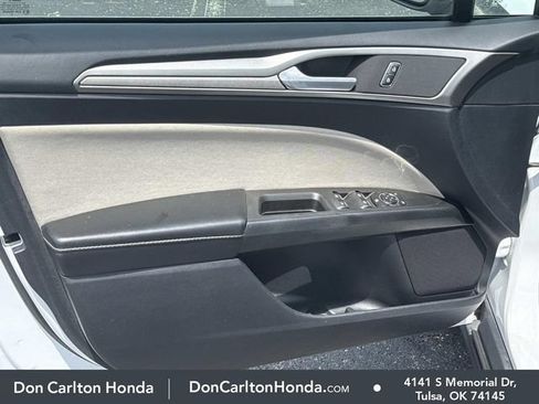 Used 2020 Ford Fusion S FWD image 9