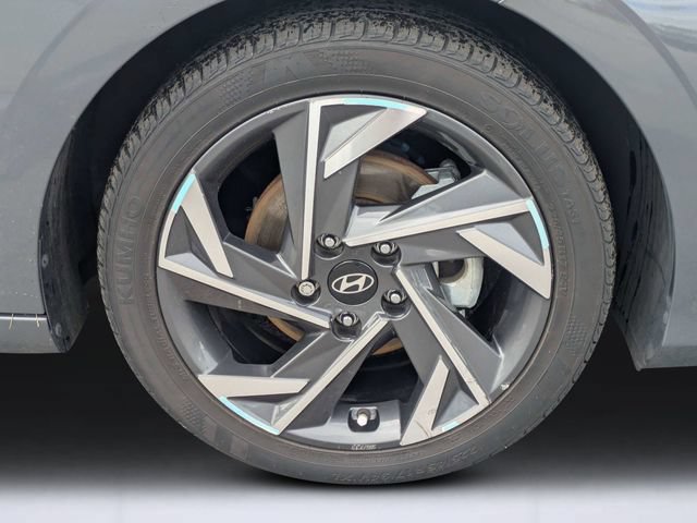 Used 2024 Hyundai Elantra SEL w/ Convenience Package FWD image 11